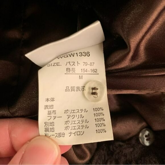 One after Another Nice Claup faux fur cropped brown jacket with gold zippers M - Picture 5 of 8